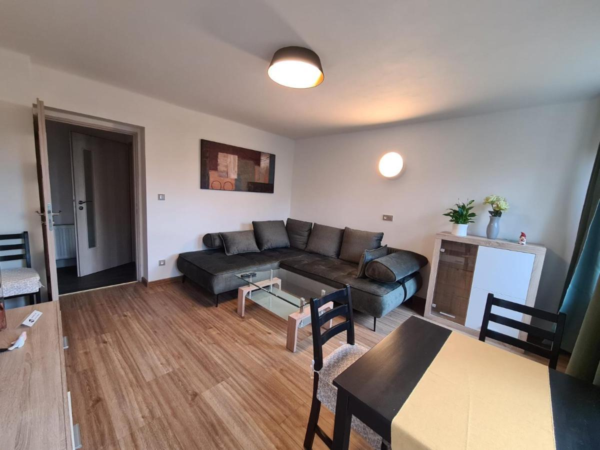 Apartman U Labe Nymburk Exteriör bild