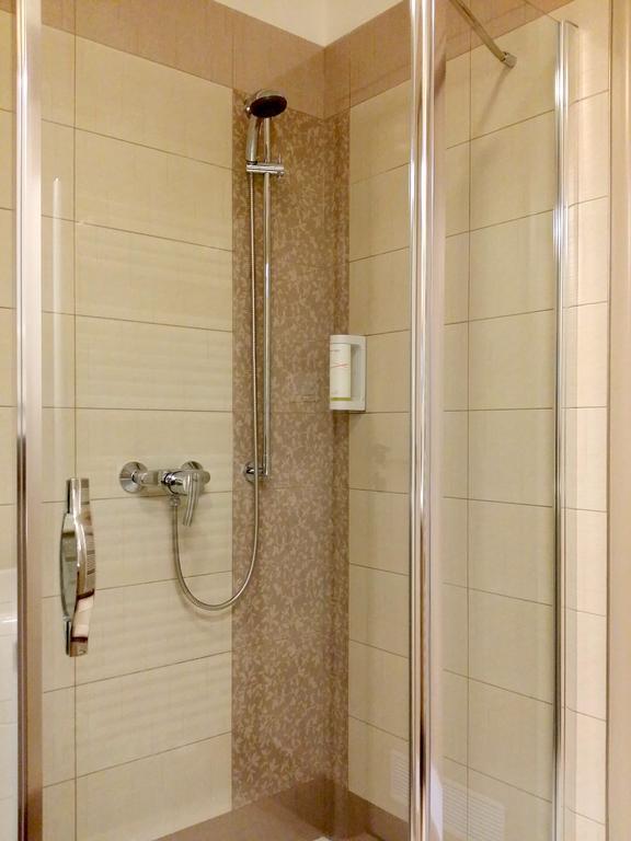 Apartman U Labe Nymburk Rum bild
